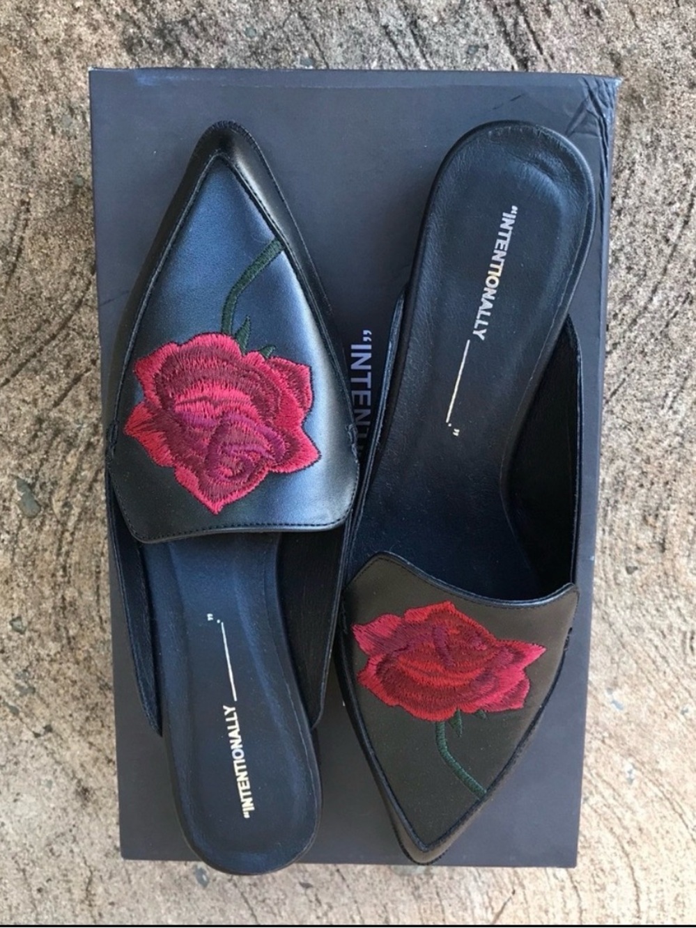 Intentionally Blank Fanning Embroidered Rose Mules